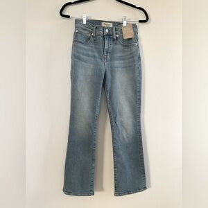 Madewell MID Rise Kick out 25